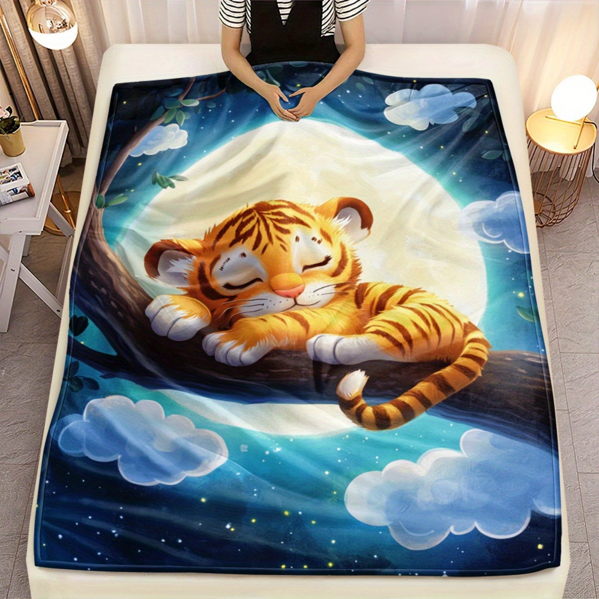 Cute sleeping tiger on tree br - Baby Nursery In Hospital incelemesi ve fiyatı